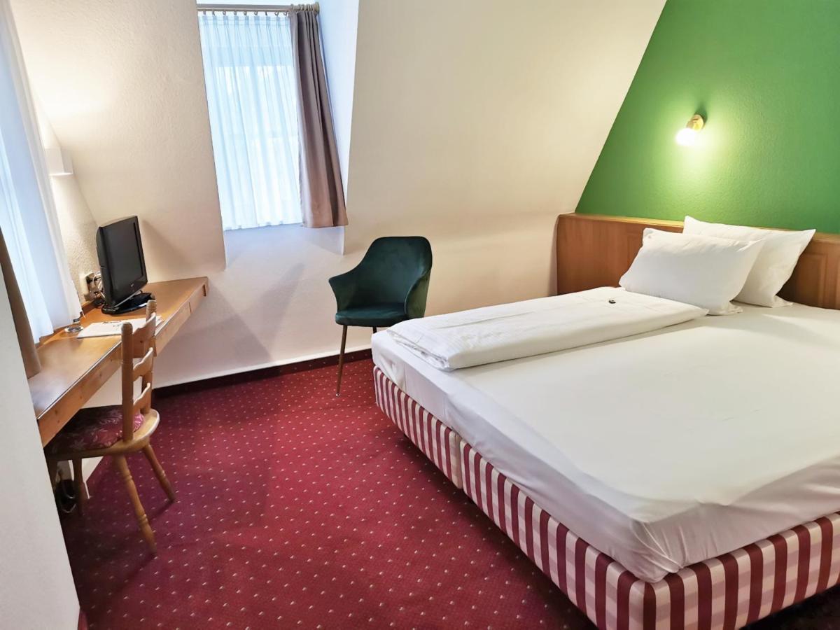 Landhotel Oelmuehle Mombris Exterior photo